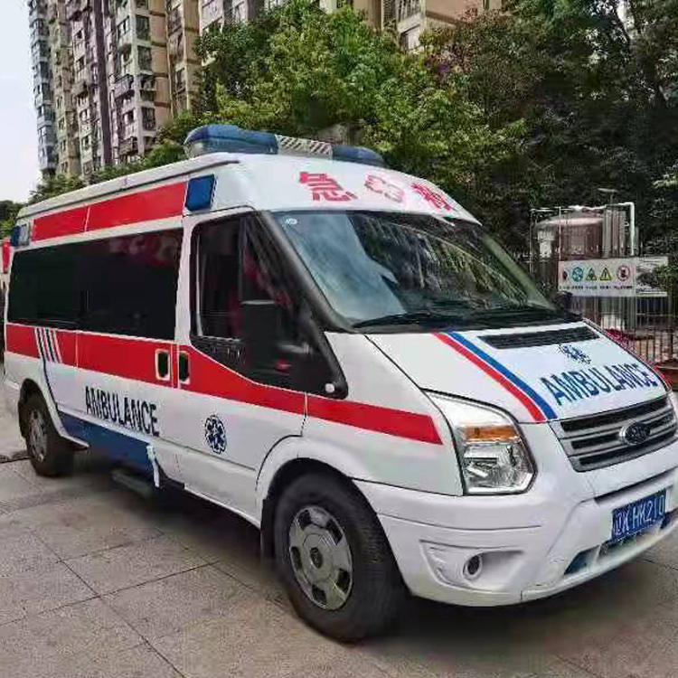 青川长途救护车护送病人返乡